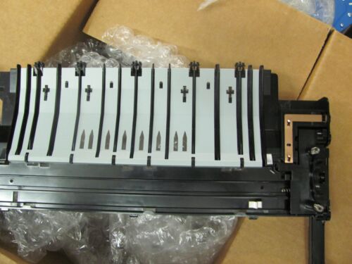 Hewlett-Packard (HP) RG5-5651-000 (RG5-5651-030) Transport Guide Assembly Ribbed Plastic Piece Has Slot For Transfer Roller